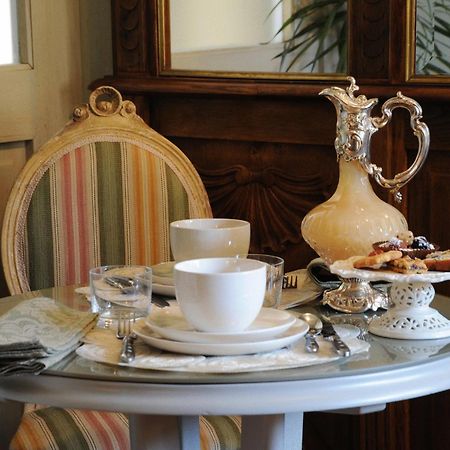 Palazzo Rocchi - Residenza D'Epoca Bed & Breakfast Lucca Eksteriør bilde