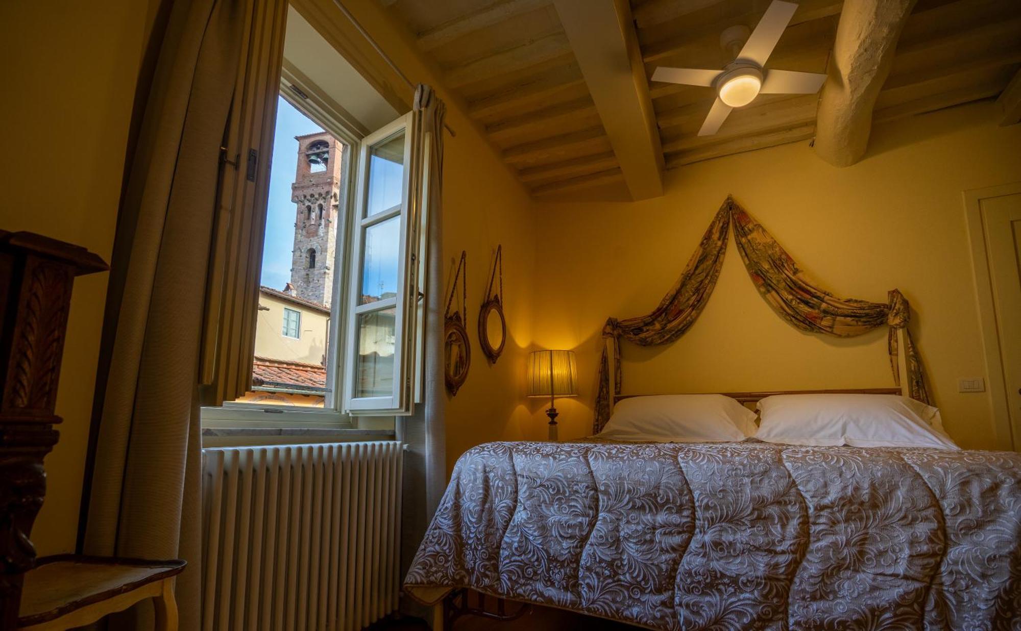 Palazzo Rocchi - Residenza D'Epoca Bed & Breakfast Lucca Eksteriør bilde