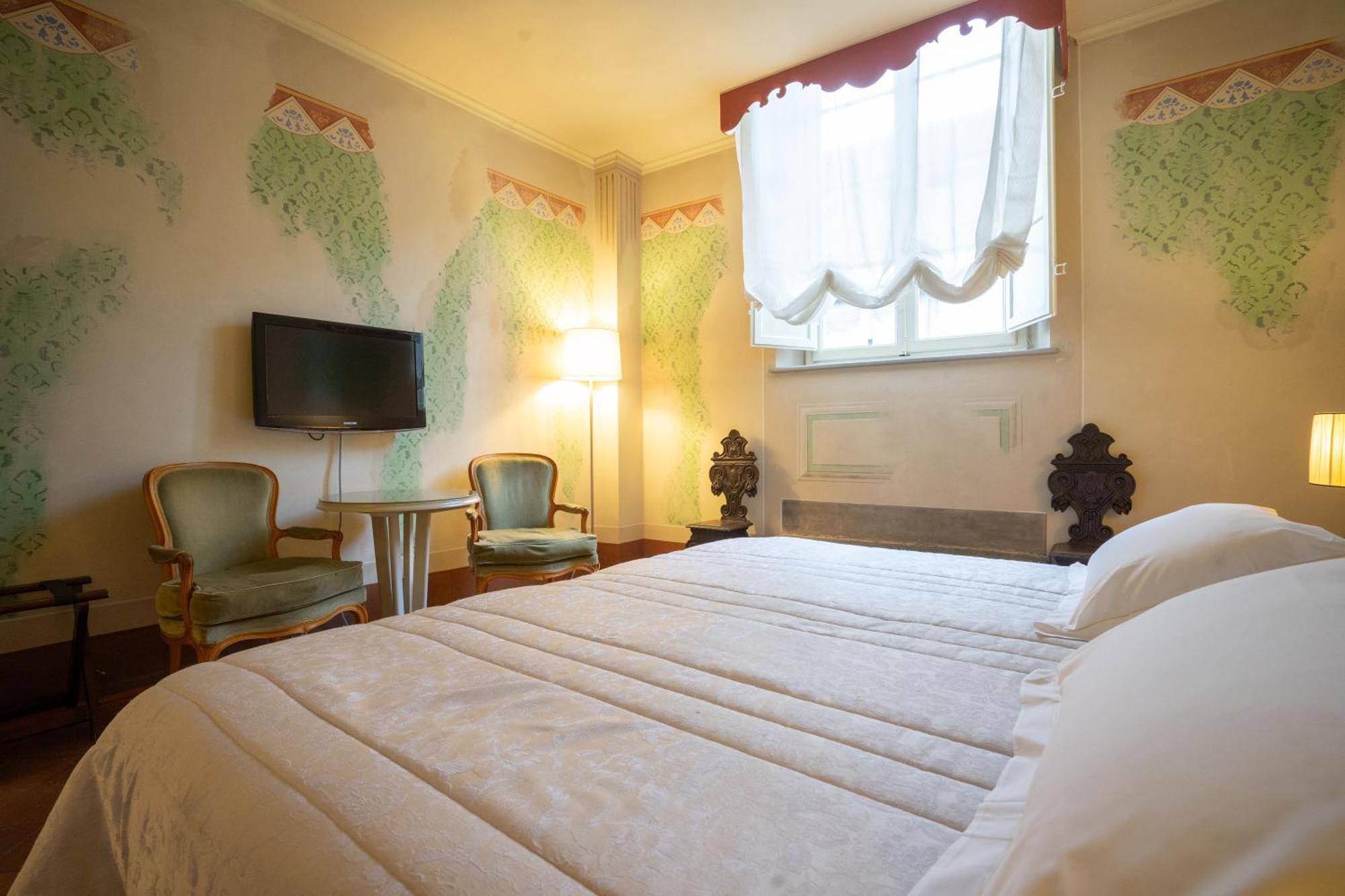 Palazzo Rocchi - Residenza D'Epoca Bed & Breakfast Lucca Eksteriør bilde