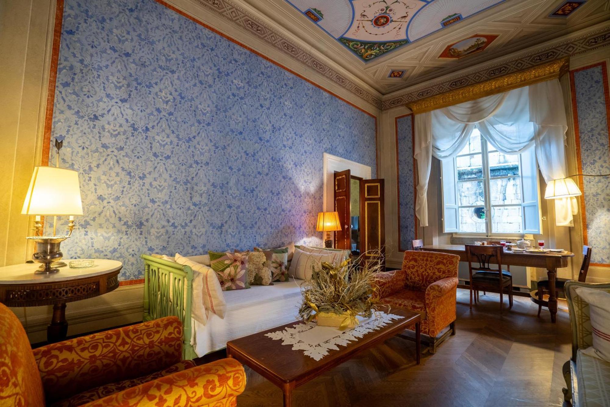Palazzo Rocchi - Residenza D'Epoca Bed & Breakfast Lucca Eksteriør bilde
